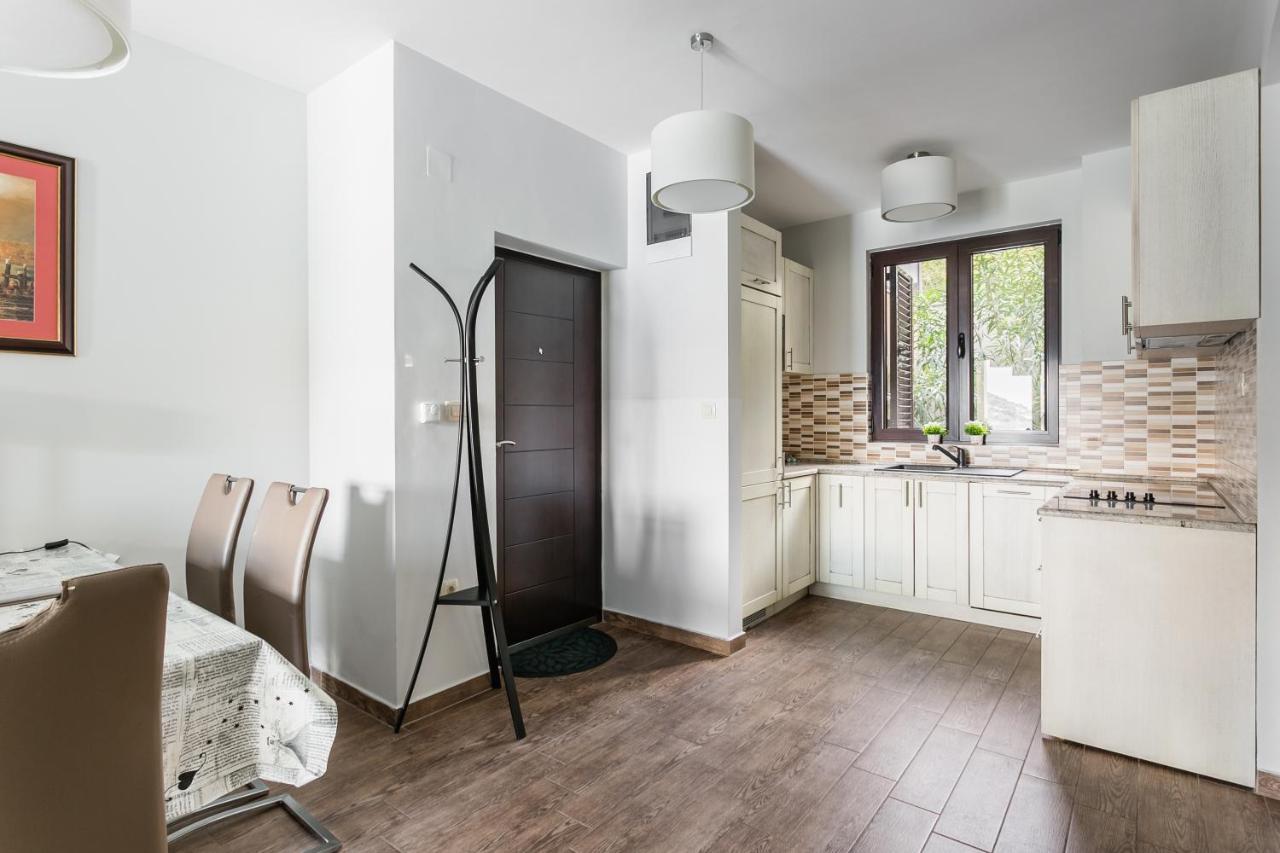 Keystone Apartments Donji Morinj Kültér fotó